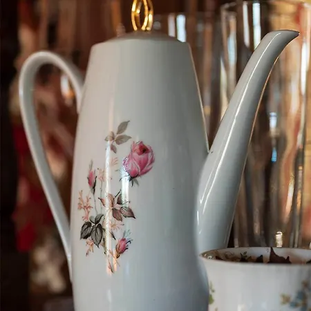 Alojamento de Acomodação e Pequeno-almoço Bloem & Bed 4*